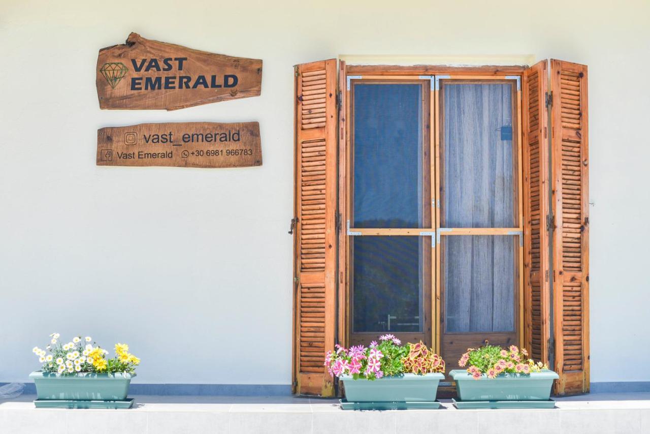Vast Emerald, The Only House In Kavourotrypes Sarti Exterior foto
